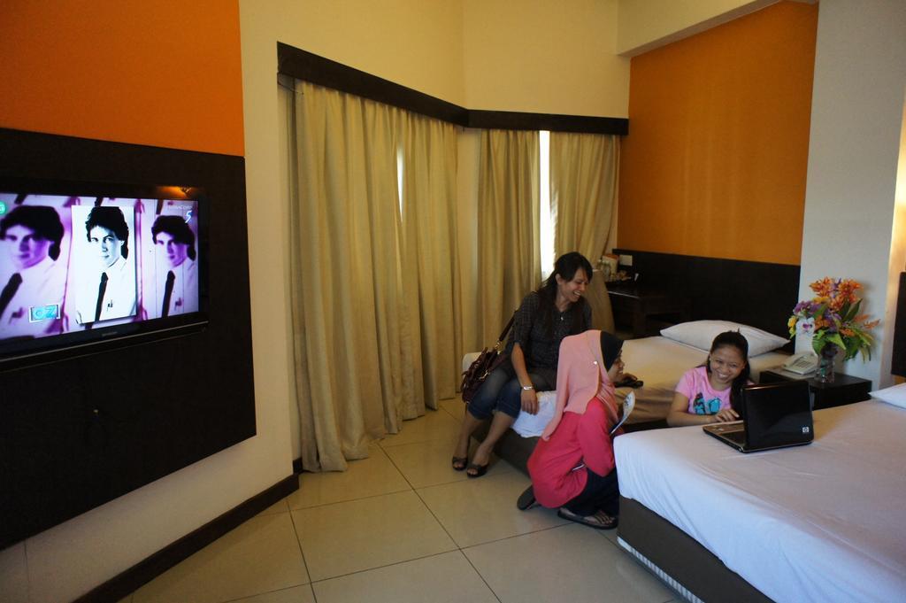 Meldrum Hotel Johor Bahru Eksteriør billede